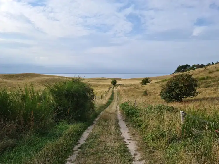 På to hjul og til fods På to hjul og til fods